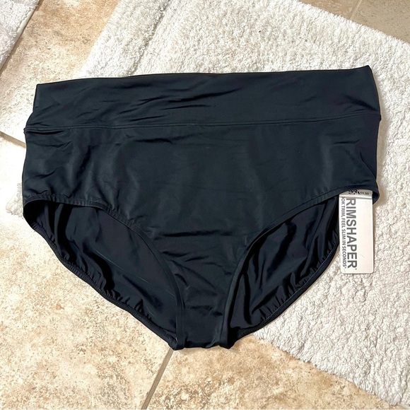 NWT TRIMSHAPER Plus 24 Women's Yoke Brief Swim Bottom High-Waisted Black Bikini - Picture 2 of 9